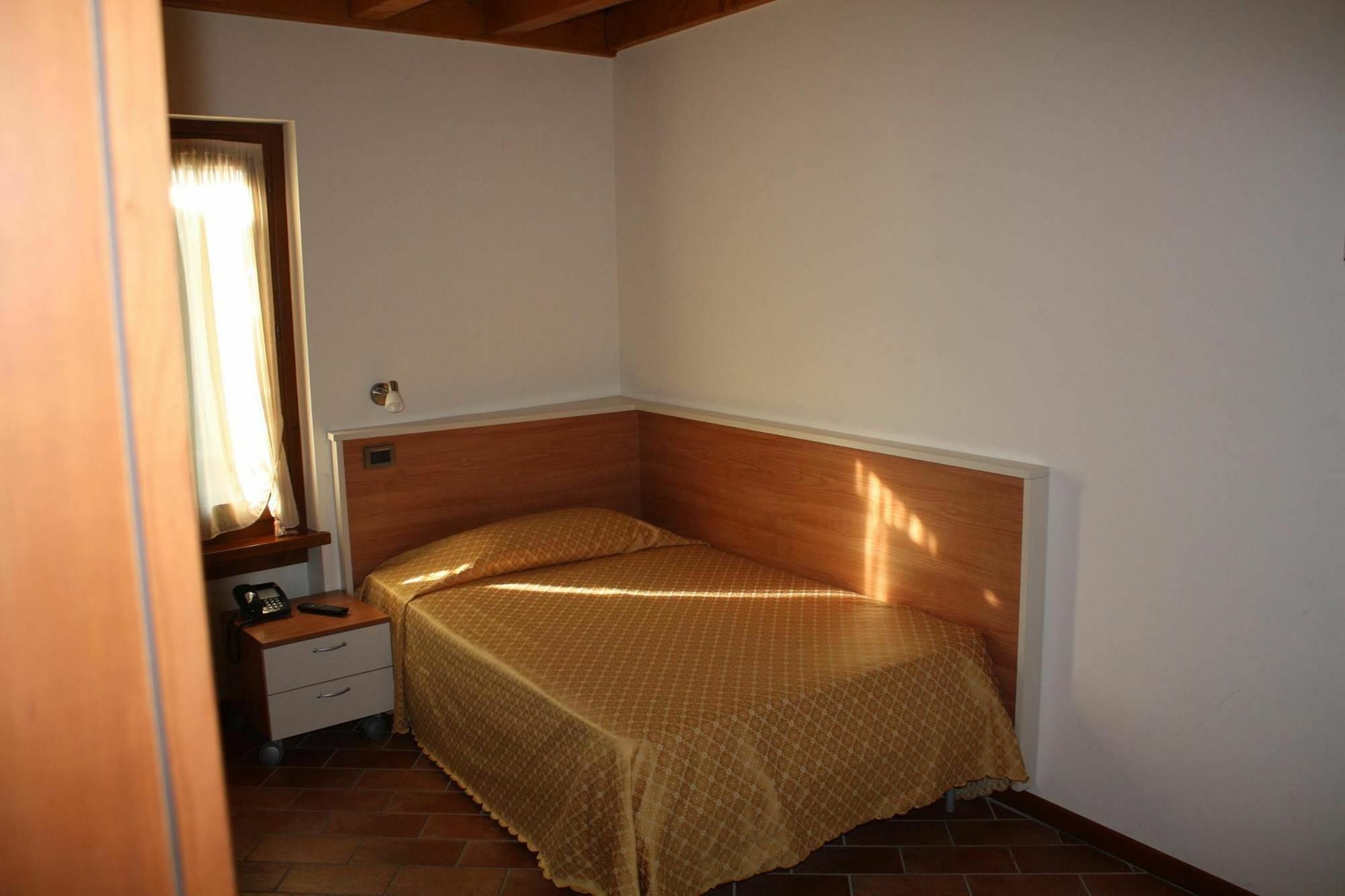Bed&Wine Hotel Negrar Exterior photo